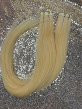 Load image into Gallery viewer, Russian blonde Tape-ins